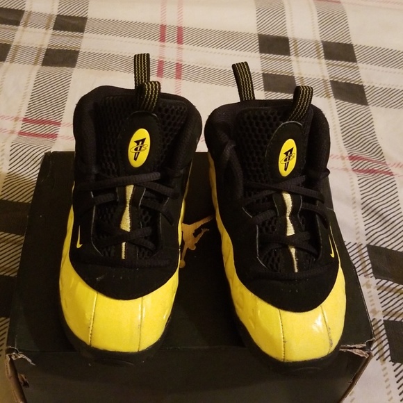 bumble bee foamposites